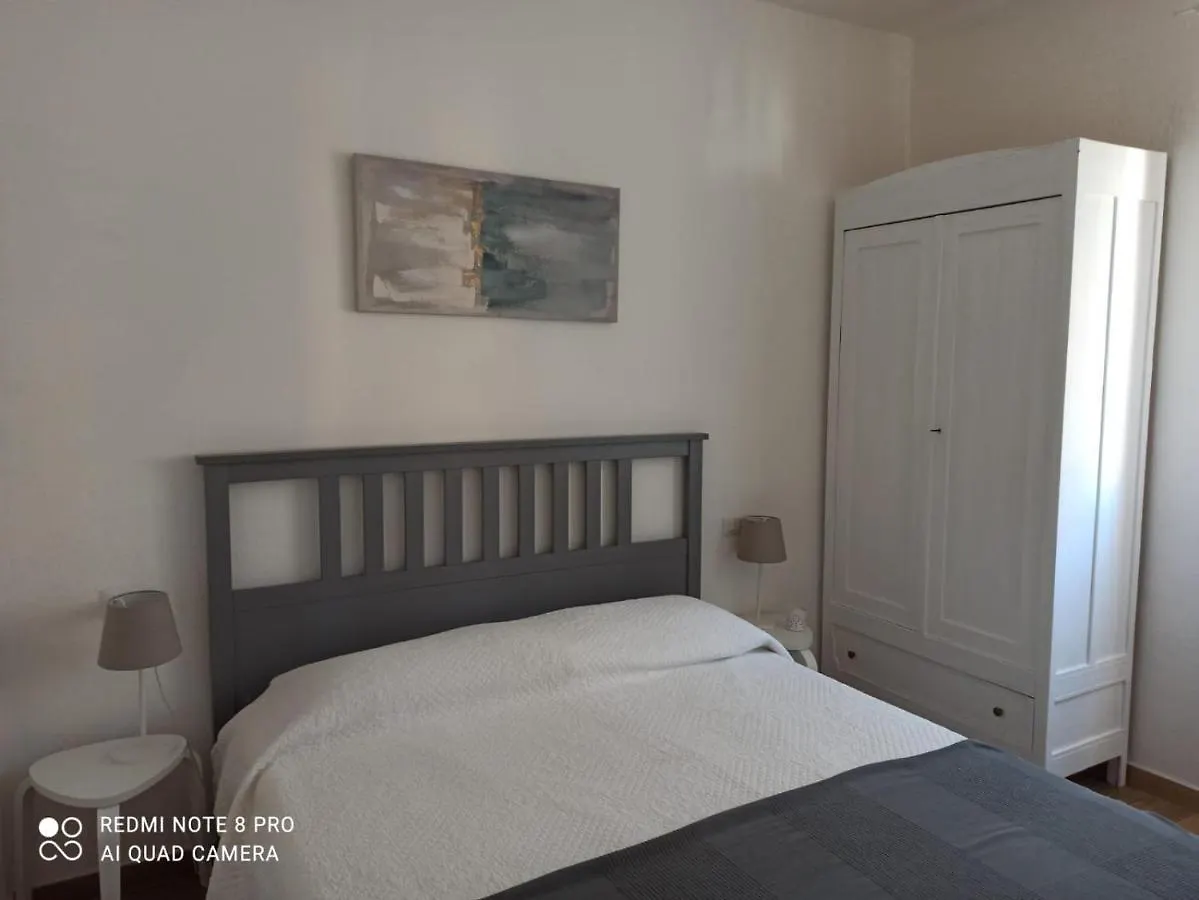 Apartamento Il Maestrale Isola Rossa  Italia